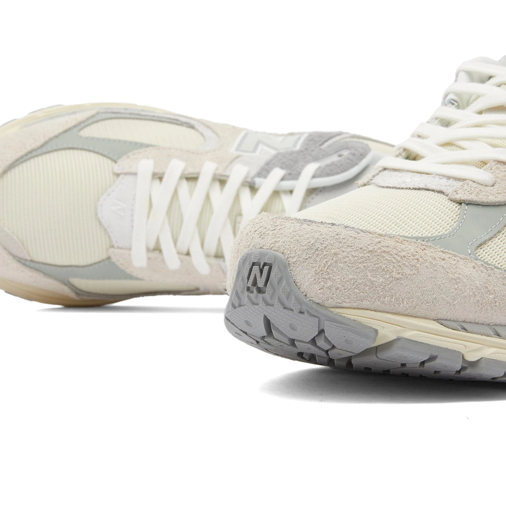 New Balance M2002REK Linen